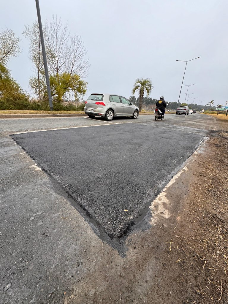 Tramo de calle asfaltado finalizado en obra de pavimentación